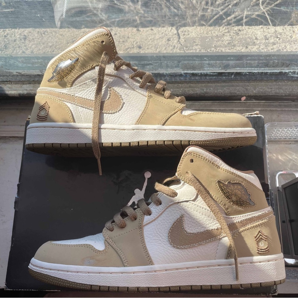 Air Jordan 1 retro armed forces size 9 ( men )